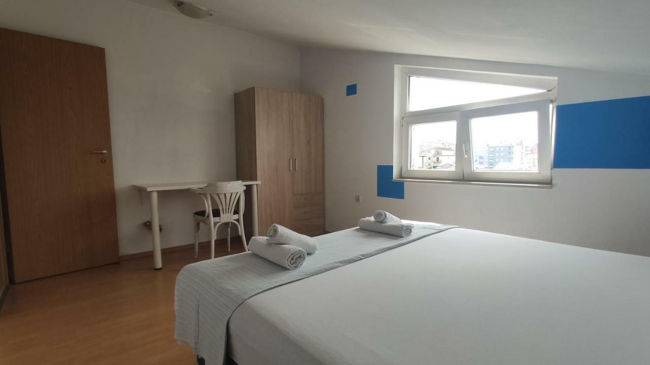 Small Northside Apartment Split Eksteriør billede